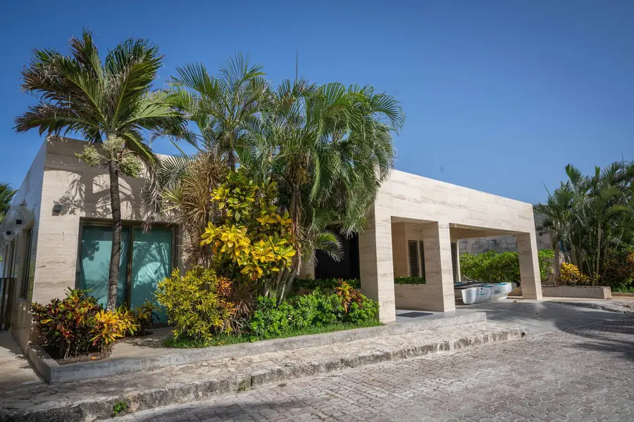 Casa Secreto Maya
